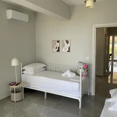 Apartment Kavadias Sea View 1 *